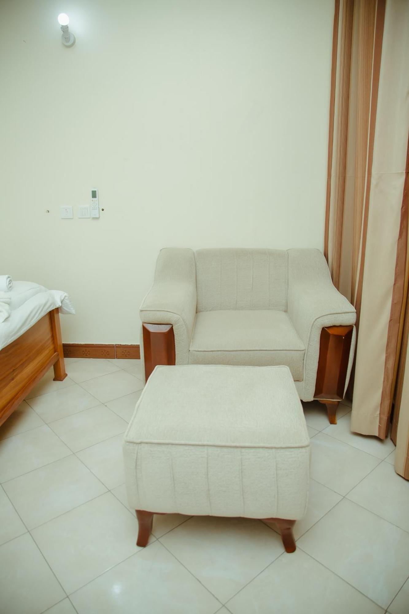 Fq Hotel Limited Dar es Salaam Buitenkant foto