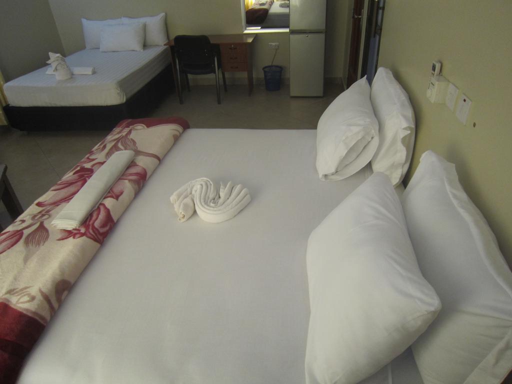 Fq Hotel Limited Dar es Salaam Buitenkant foto