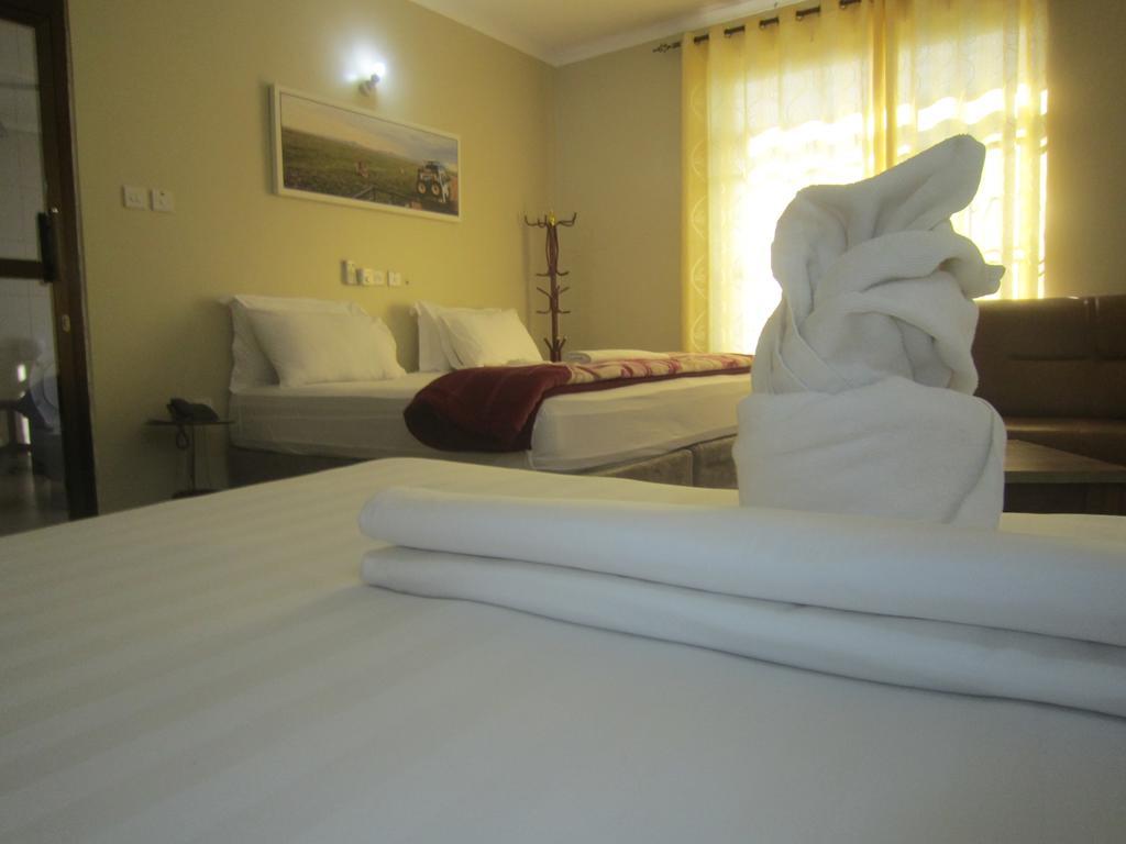 Fq Hotel Limited Dar es Salaam Buitenkant foto